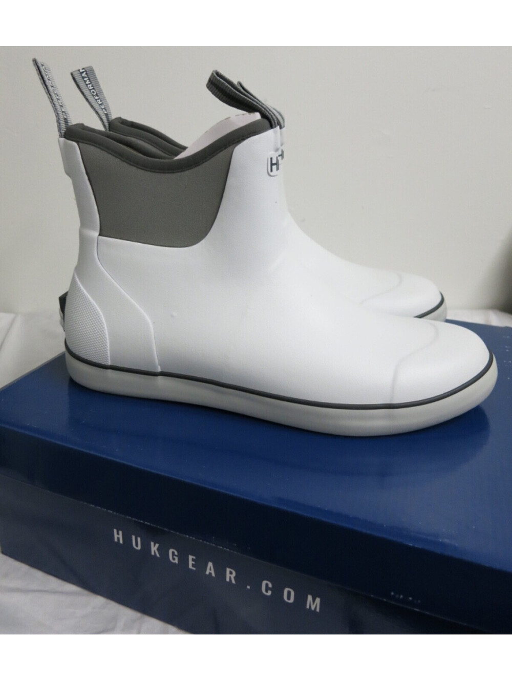 HUK Fishing Boot Rogue Wave H8021027-100 White sz 11 Brand New!